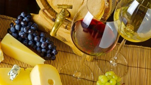 in-vino-veritas--ve-vn-je-pravda--hlavn-s-vinovyhodnecz